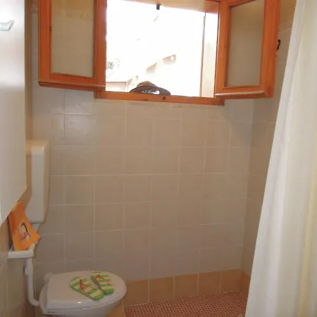 With Garden 250 Meters From The 公寓 *