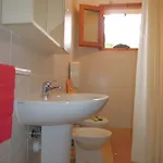 With Garden 250 Meters From The شقة *