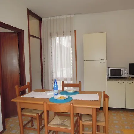 아파트 With Garden 250 Meters From The 비비오네