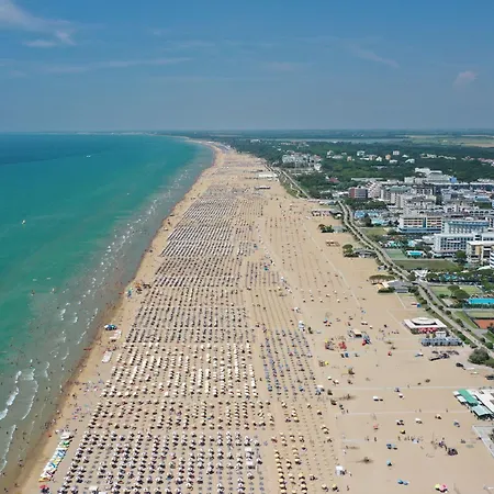 With Garden 250 Meters From The Bibione