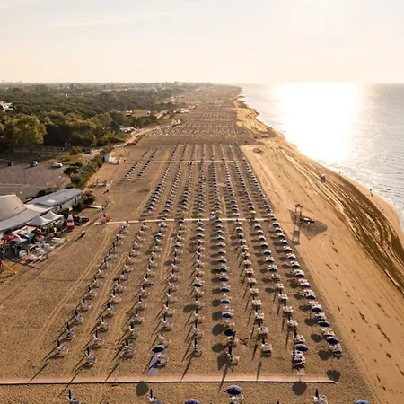 With Garden 250 Meters From The Μπιμπιόνε