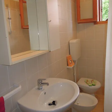 Apartment With Garden 250 Meters From The