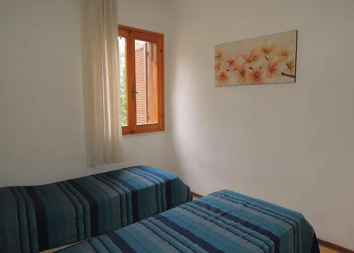 With Garden 250 Meters From The Appartamento