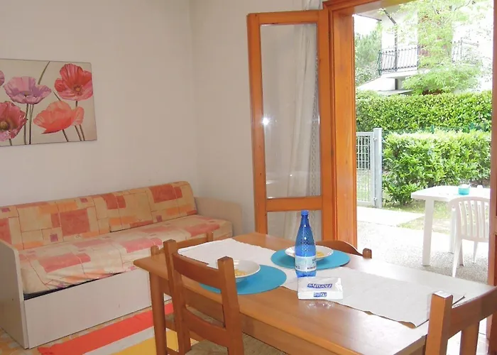 Appartement With Garden 250 Meters From The *